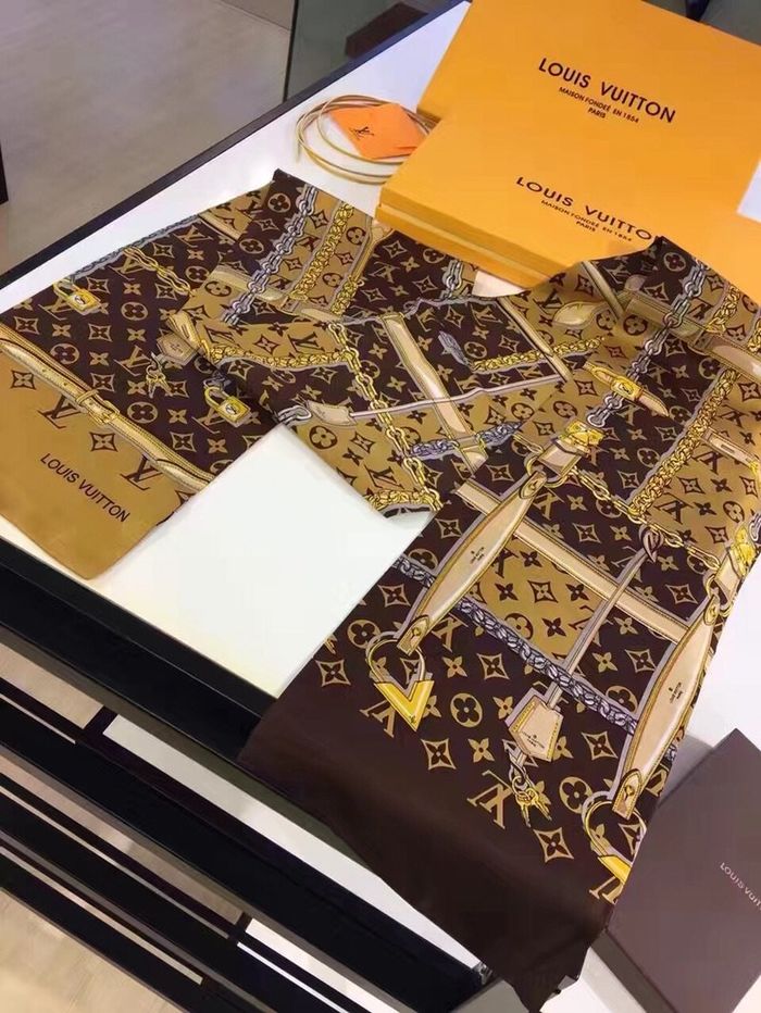 Louis Vuitton Scarf LVS00013